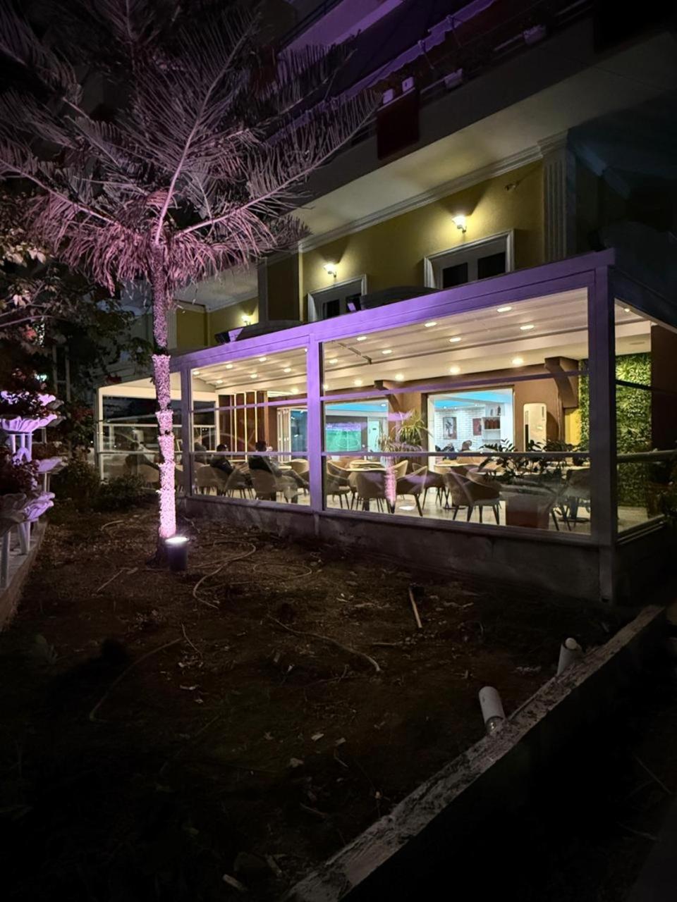 Sunrise Luxury Apartments Sarandë 외부 사진