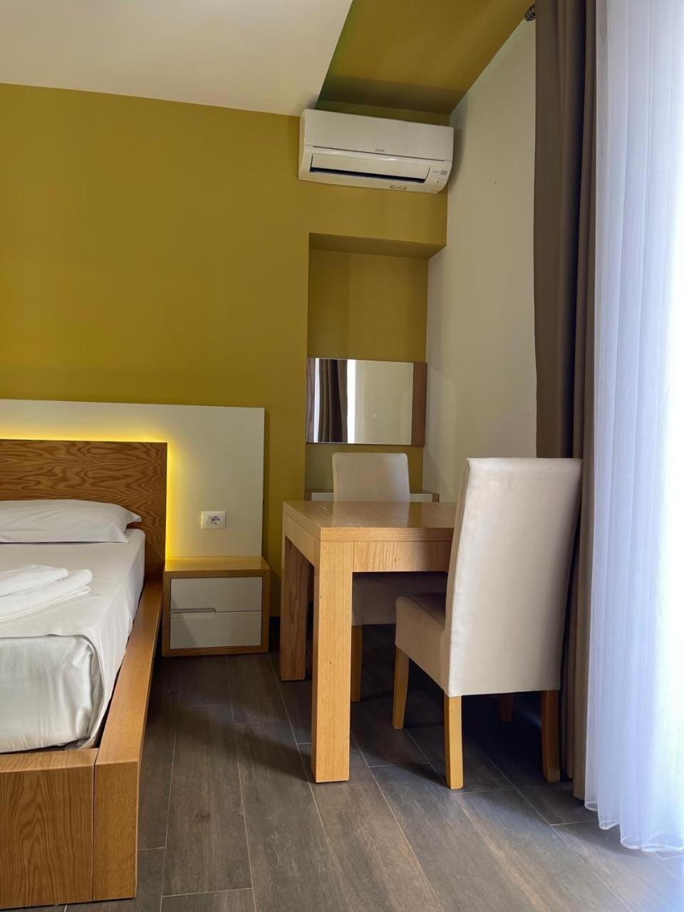Sunrise Luxury Apartments Sarandë 외부 사진