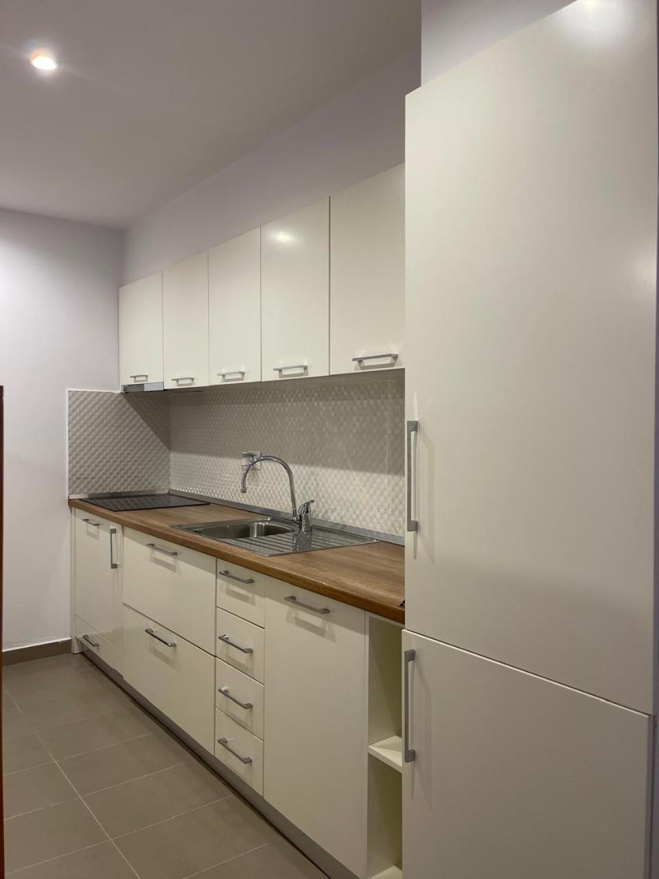 Sunrise Luxury Apartments Sarandë 외부 사진